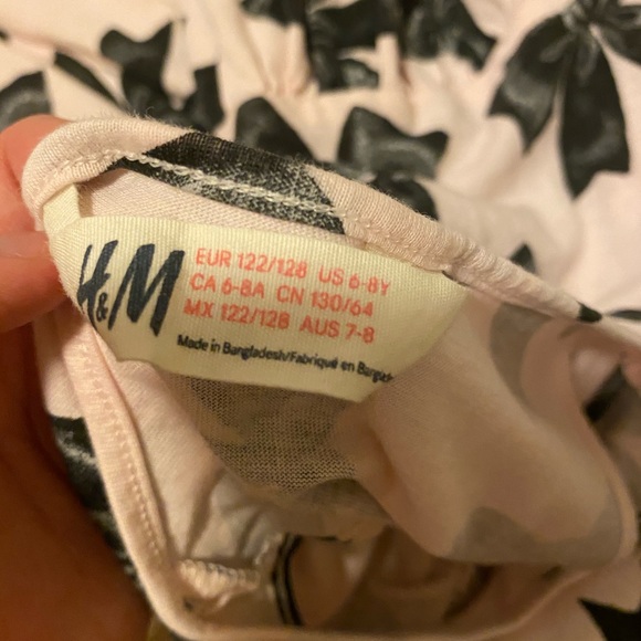 Cute dress - Picture 3 of 3